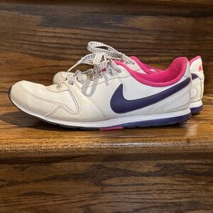 Nike Women's Purple and Pink Sneakers